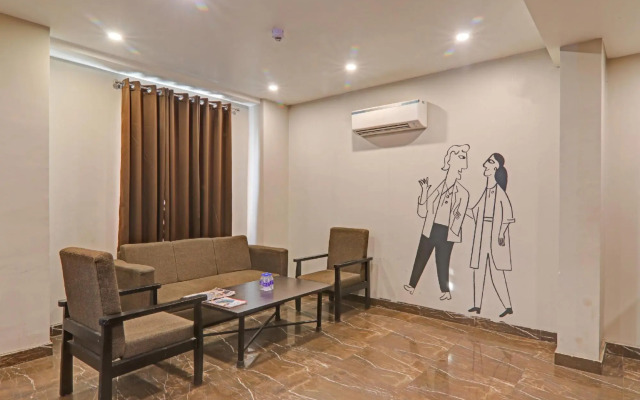 Townhouse Amaraa Hotel Near Phoenix Palassio