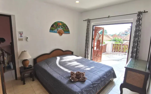 Baan Kanittha - 5 Bedrooms Pool Villa
