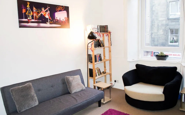 1 Bedroom Flat in the Gorgie Area