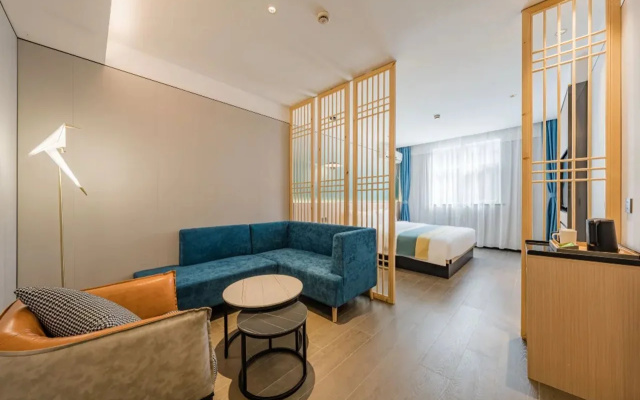 Manju Hotel (Ningbo Tianyi Square Gulou Metro Station Branch)