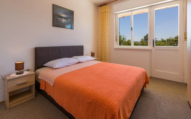 Apartments Miroslava