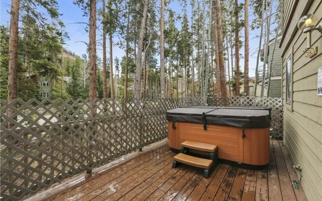 Deep Powder Home House