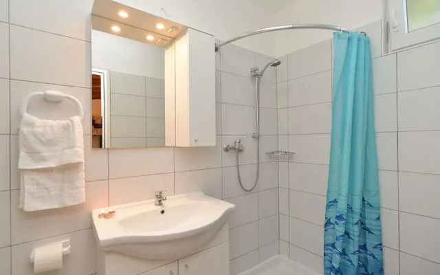 Apartment 1395