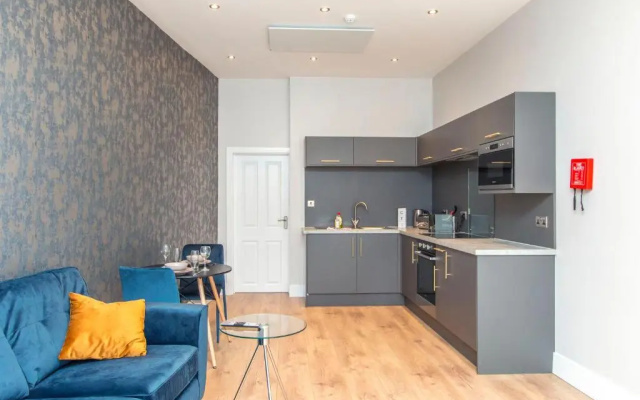 Coldharbour Suites (Adults Only)