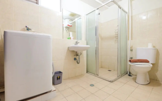 Comfortable The Wave Apartment near Epicentrum Kuningan