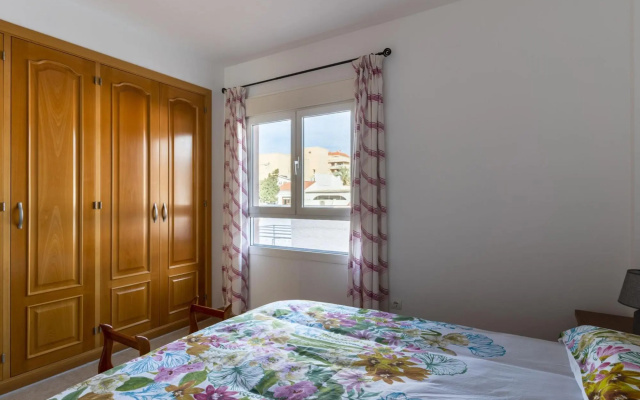 Charming Apartment in Aguadulce Near Sea