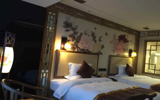 Sages Boutique Hotel