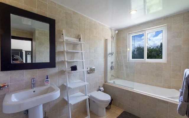 Lake View Villa - Scv 103876