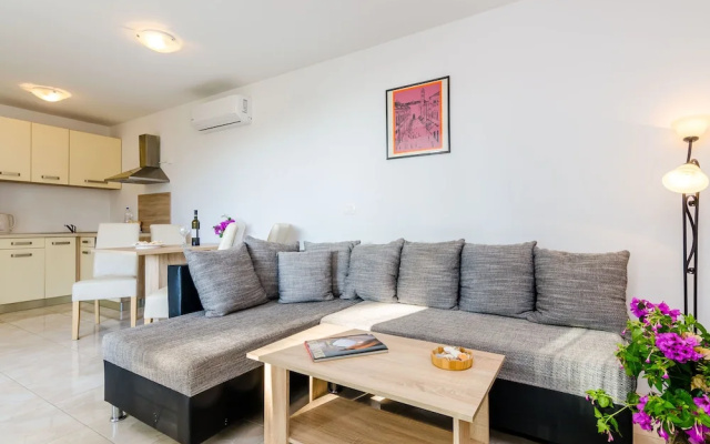 Apartments Maurora
