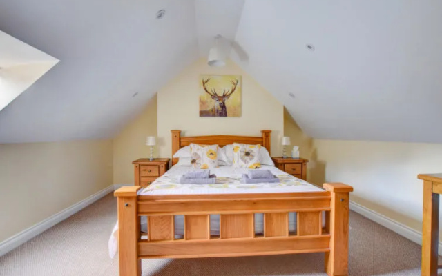Holiday Home Bwthyn yr Onwydden