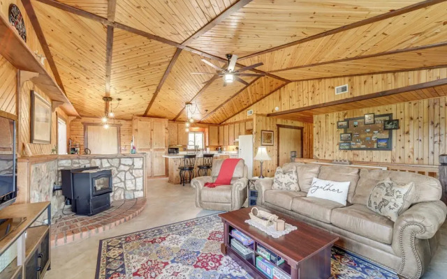 Mtn & Golf Course Views: Payson Retreat!