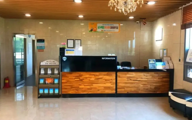 LUMIA Hotel & Resort