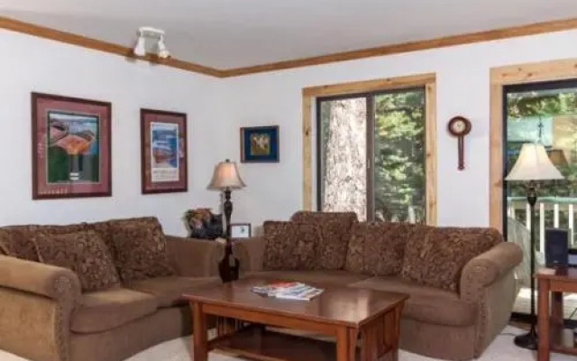 Forest Retreat Rental Cabin