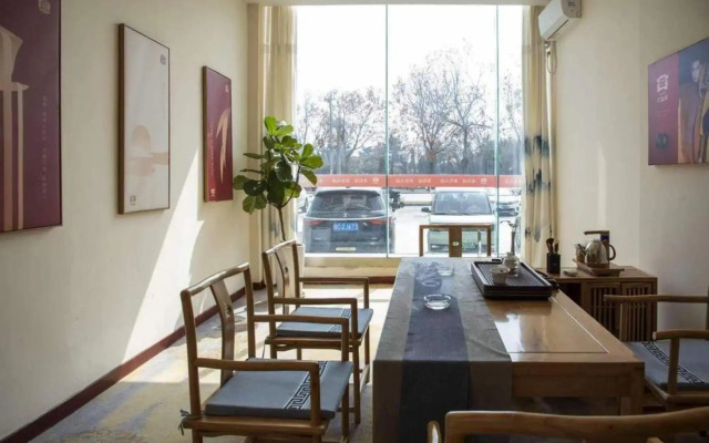 Taetea Hotel