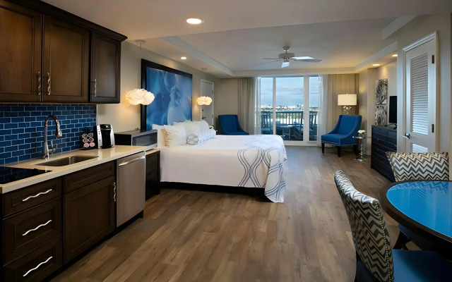 Lido Beach Resort