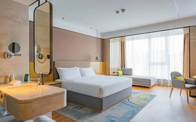 Holiday Inn One Thousand Island Lake by IHG