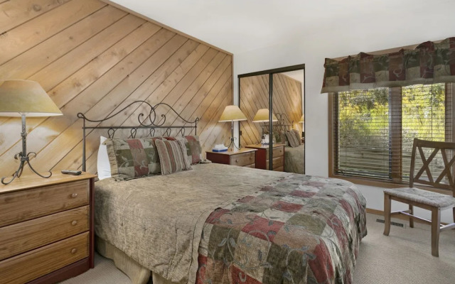188 Ridgepoint Townhomes Townhouse