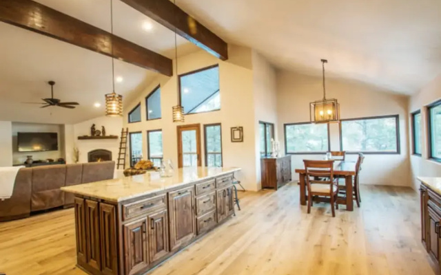 Lucky 8 Luxury Home