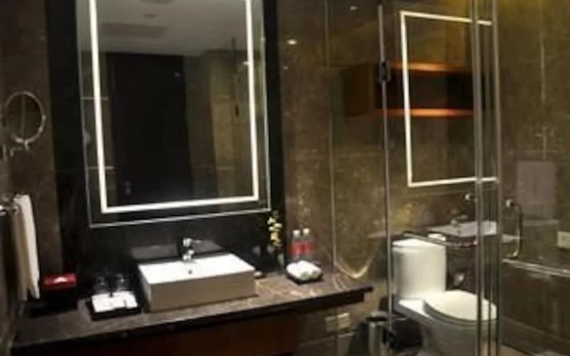Ramada Plaza Chongqing Banan