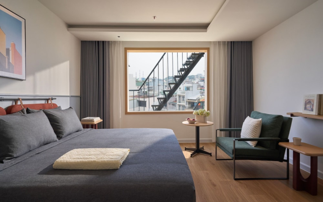 Express by M Village Hoang Viet