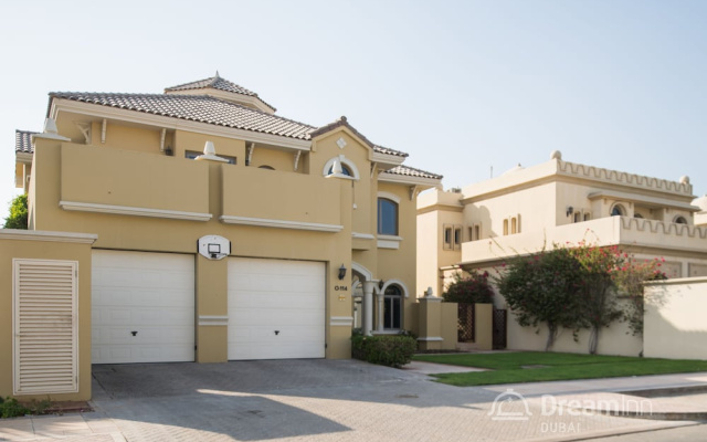 Dream Inn Dubai - Signature Villa