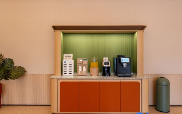 Orange Hotel (Haikou World Trade Center Jinmao West Road)