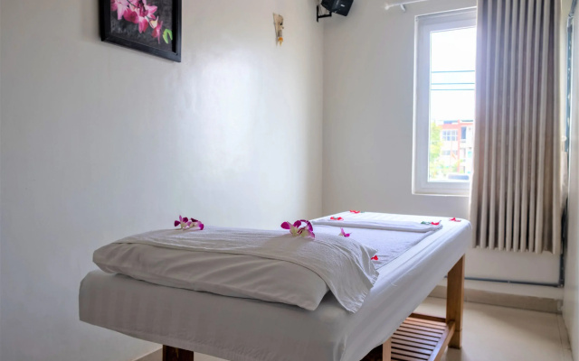 Phong Lan 2 Hotel