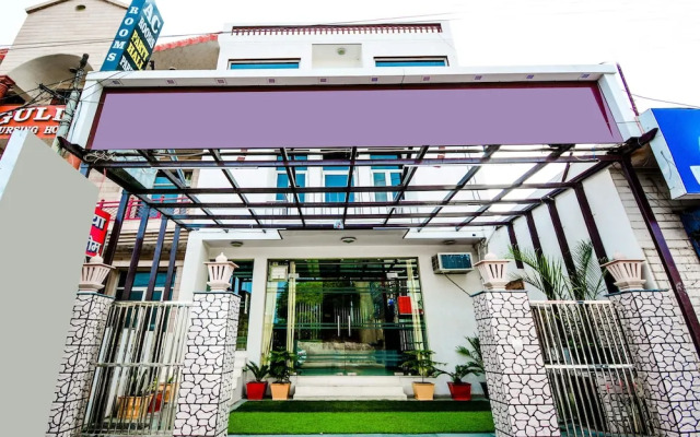 Hotel Mubarak by OYO Rooms