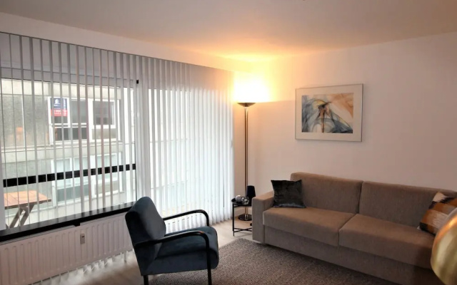Studio in Het Zoute With Side Sea View