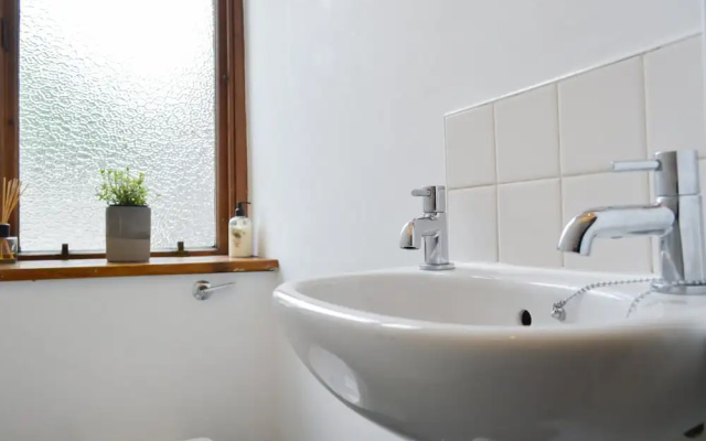Modern Flat In Central Edinburgh