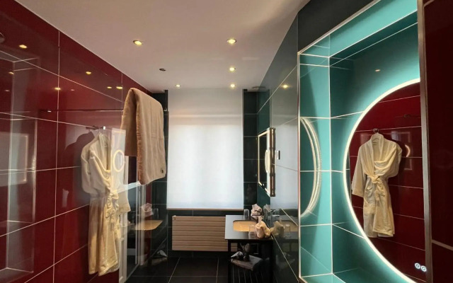 Отель LOGIS Hôtel Borel