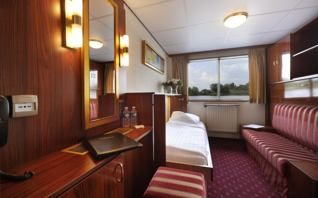 Crossgates Hotelship AltstadtNord - Köln