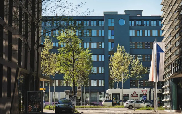 Belmont Residences