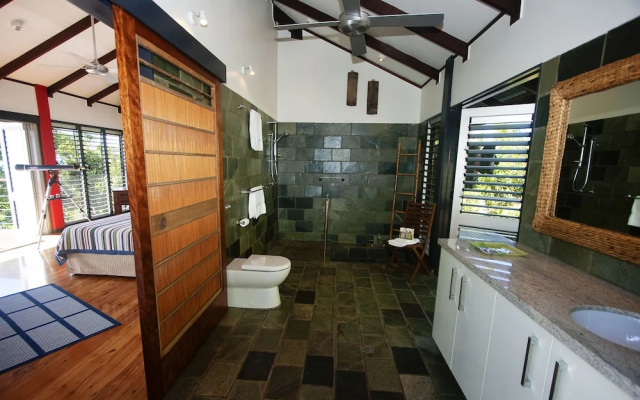Bedarra Beach House