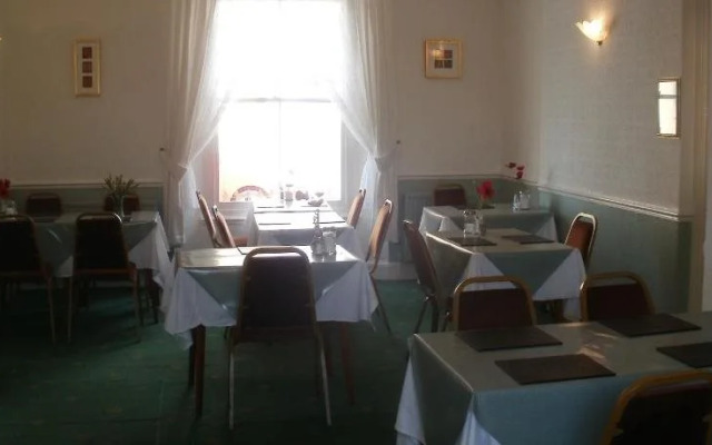 Gumfreston Hotel