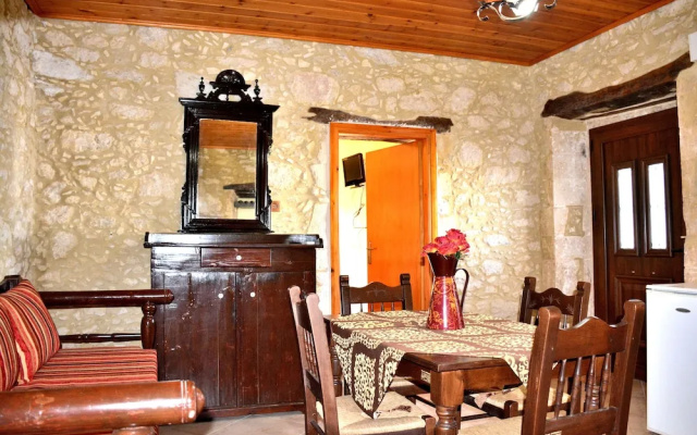 Luxury Apartment in Eleftherna IDEA
