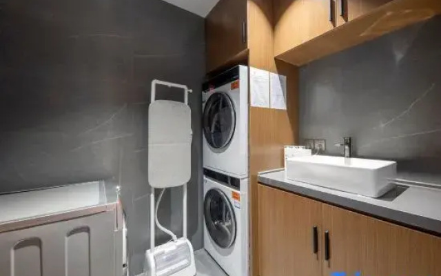 Wan'ao Hotel (Gaoxin Huanpu Sci-Tech Industrial Park Branch)