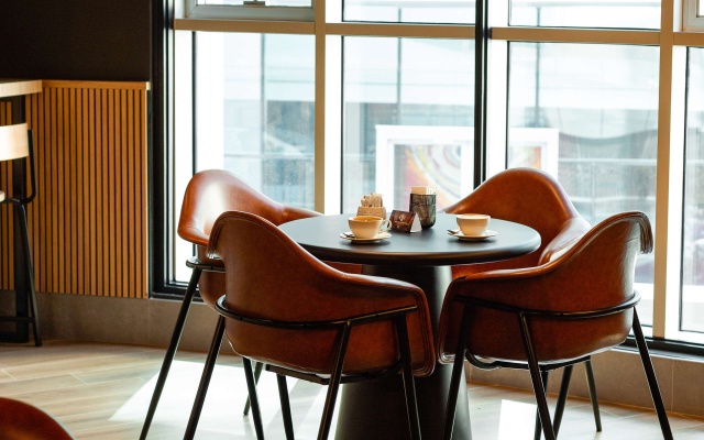 Отель Radisson Blu Hotel, Dubai Media City