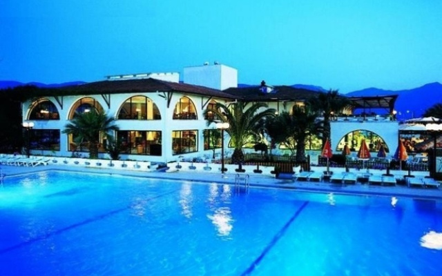 Egeria Beach Club Hotel