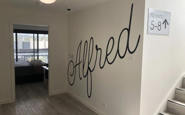 Alfred Apartment