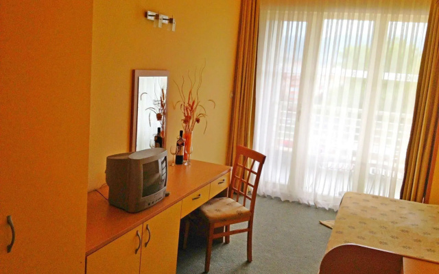Kalofer Hotel