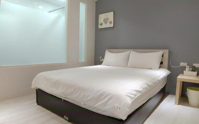 Ji Apartment