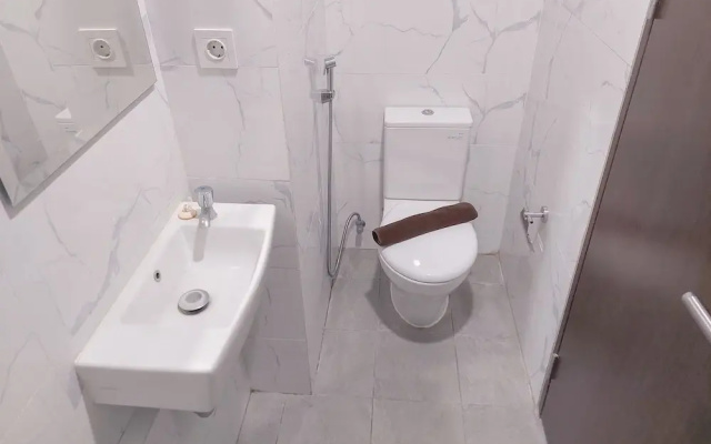 Comfy and Strategic Studio at Pacific Garden Alam Sutera Apartment