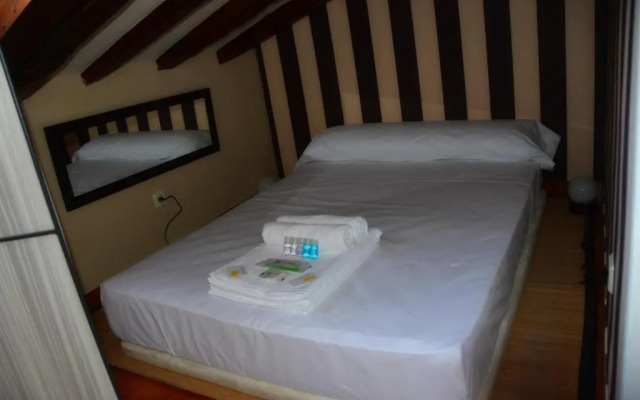 For You Rentals Puerta del Sol apartment COR2