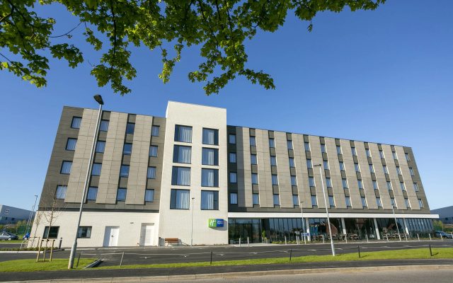 Holiday Inn Express Bridgwater M5, Jct. 24 by IHG