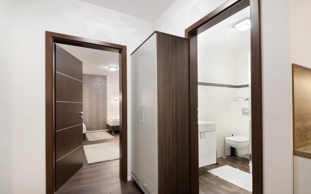Paulay Downtown Apartments