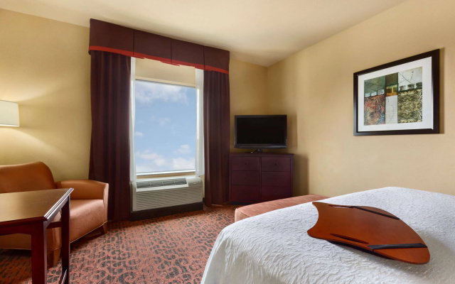 Hampton Inn & Suites Mission