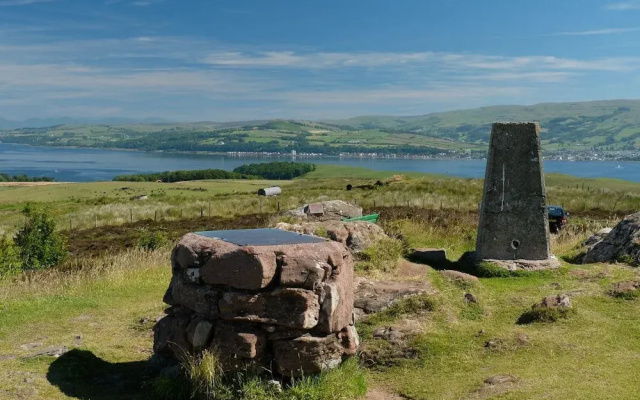 Millport Town or Country Holiday Lets