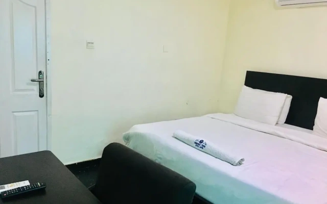 Ikad Hotel and Suite