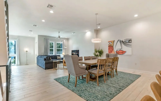 4BR Modern Townhouse near French Quarter